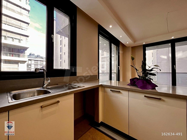 Caddebostan Sahilde Yeni Bina Ara Kat 2+1 Kiralık Daire - Görsel 11