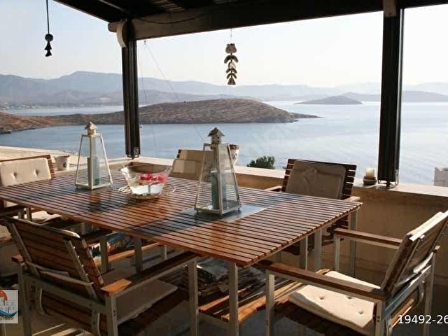 Taymandan Akyarlarda Muhteşem Deniz ve Adalar Manzaralı Villa