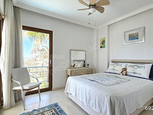 Kızıltaşta Modern Tasarımlı, 3 Odalı Müstakil Villa - Görsel 21
