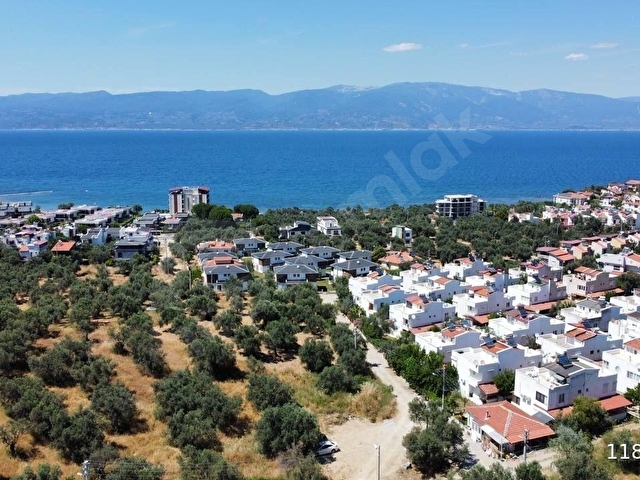 ÖZGÜNDEN FULL DENİZ MANZARALI 602 M2 ARSA İÇİNDE MÜSTAKİL VİLLA - Görsel 6