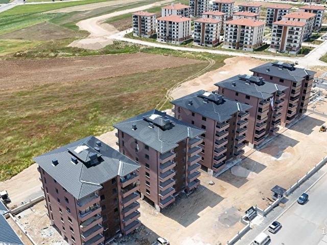 ÖZGÜNDEN IHLAMURKENT MAHALLESİ SİTEİÇİ LÜKS DAİRE - Görsel 8