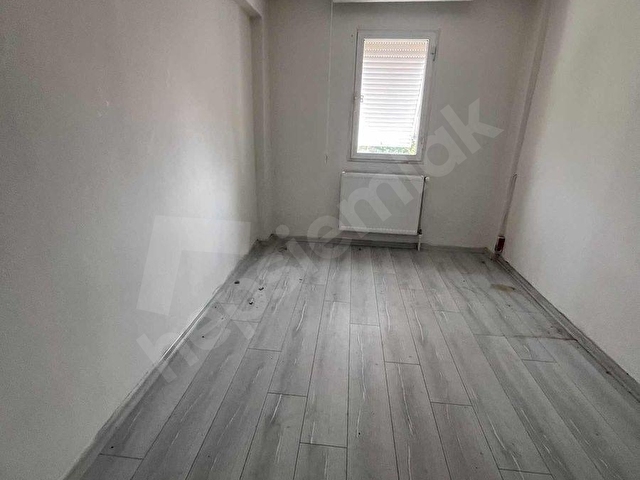 Maltepe Mahallesi Gönen sitesinde Yüzme havuzlu 2+1 - Görsel 8
