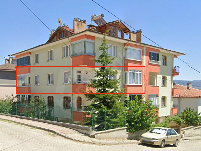 TOSYA DİLKÜŞADA 168M2 ARA KATTA GENİŞ 3+1 OKUL/HASTANEYE YAKIN