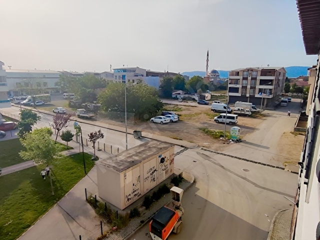 İSABEYDE 2+1 165 M2 BRÜT/ NET 135 M2 SIFIR SATILIK DUBLEX DAİRE - Görsel 25