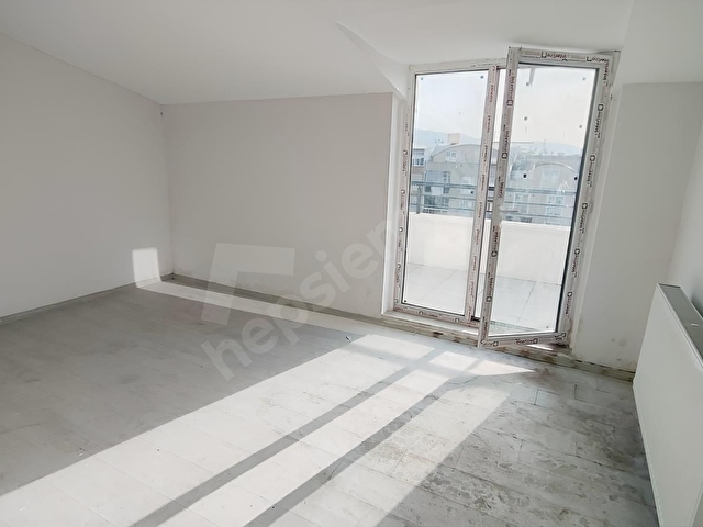 İSABEYDE 2+1 165 M2 BRÜT/ NET 135 M2 SIFIR SATILIK DUBLEX DAİRE - Görsel 22