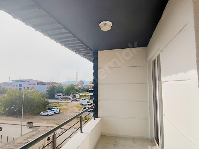 İSABEYDE 2+1 165 M2 BRÜT/ NET 135 M2 SIFIR SATILIK DUBLEX DAİRE - Görsel 4