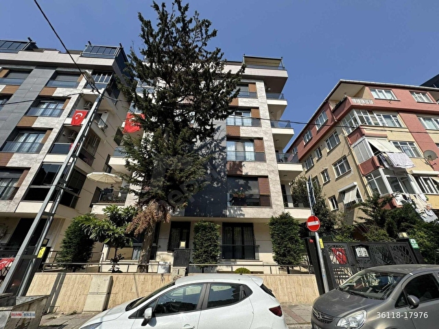 İDEALTEPE MARMARAYA YAKIN 115 m² EBEV. BANYOLU 2+1 DAİRE