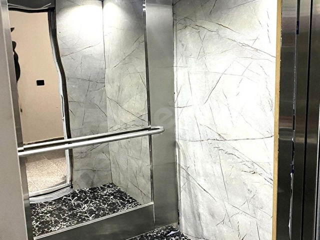 REMAX-MIDDEN MERKEZI KONUM ÜÇ BALKON,GENIŞ TERASLI FERAH KULLANIMLI DUBLEKS DAIRE - Görsel 30