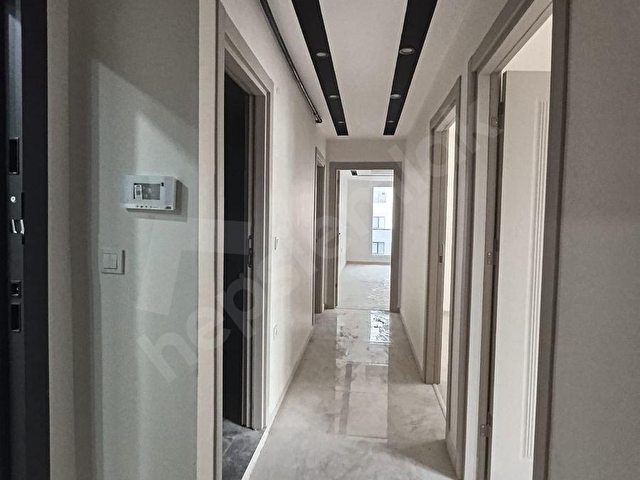 MERKEZDE 4+2 SIFIR DUBLEKS METROBÜSE 2 DK 2 AYRI GİRİŞLİ 180m² - Görsel 16