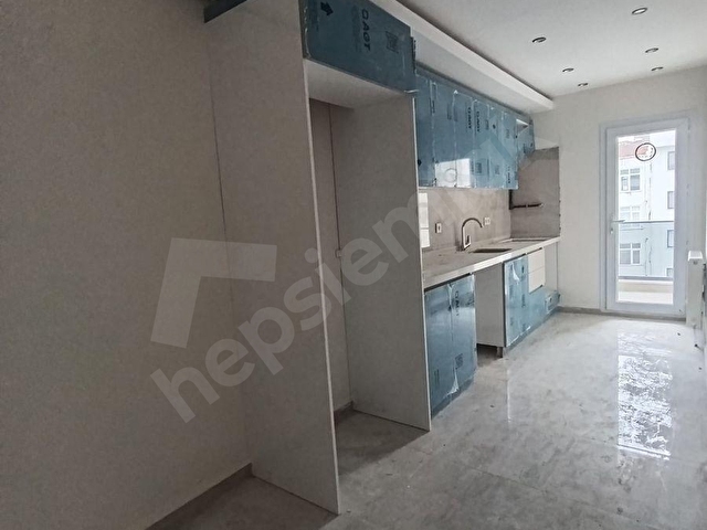 MERKEZDE 4+2 SIFIR DUBLEKS METROBÜSE 2 DK 2 AYRI GİRİŞLİ 180m² - Görsel 12