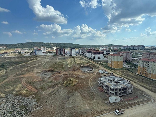 EGE EMLAKTAN YENİ MAHALLE DE ARA KAT 3+1 SATILIK DAİRE - Görsel 22
