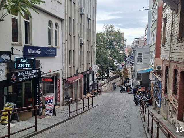 KADIKÖY MERKEZDE SATILIK 25M2 OFİS&BÜRO İŞ HANI İÇERİSİNDE CADDE CEPHELİ