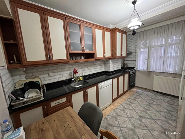 ARIKOĞULLARINDAN UĞURMUMCU MAH 3.KAT 3+1 N CADDESİ 130M2 - Görsel 13
