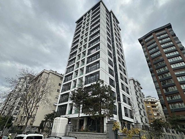 KAPANMAZ DENİZ MANZARALI 3+1 BALKONLU ŞARJ İSTASYONLU OTOPARK - Görsel 17