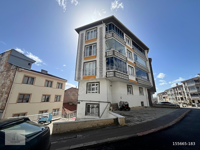 GÖLBAŞI SEĞMENLERDE ASANSÖRLÜ 3+1 DAİRE