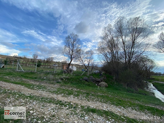 HÖBEKTE İÇERİSİNDE 1+0 EV OLAN 100 AĞAÇLI 3.134 m² TARLA - Görsel 5