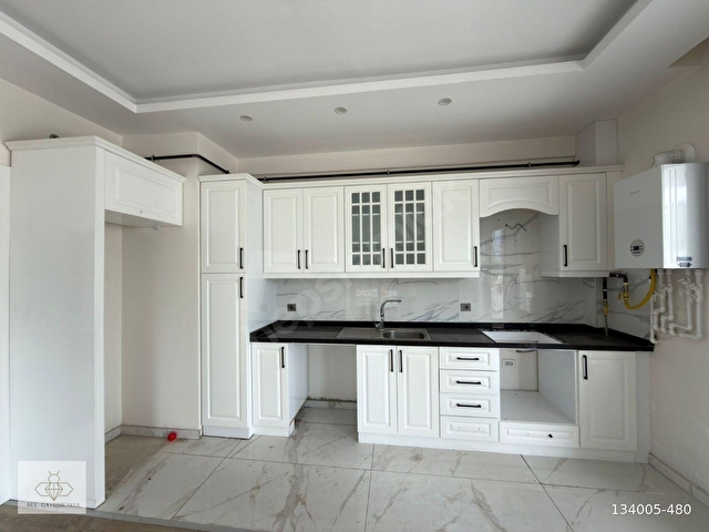 MÜSTAKİL TADINDA DOĞALGAZLI EBEVEYN BANYOLU 2+1 KİRALIK DAİRE