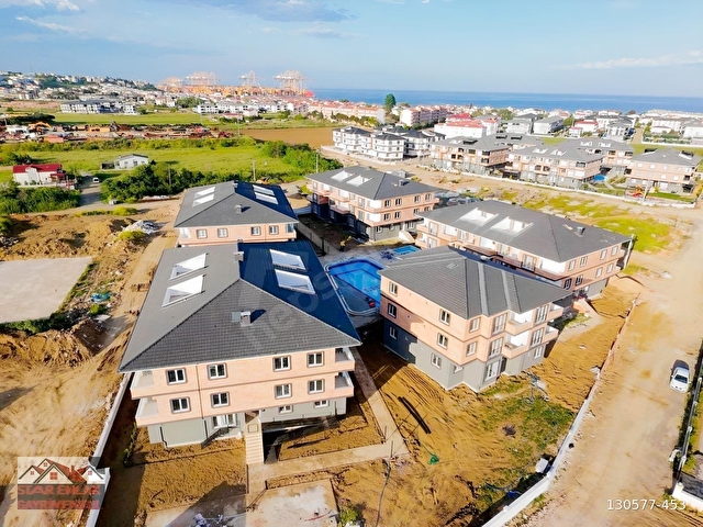 KUMBAĞ DA AQUPARKLI SİTE İÇERİSİNDE BAHÇELİ 1+1 SATILIK DAİRE - Görsel 6