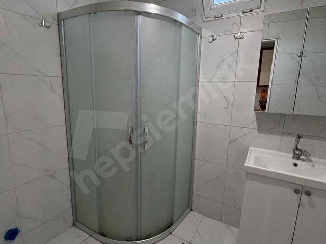 YALIDA MEYVE AĞAÇLARIYLA ÇEVRİLİ EŞYALI 2+1 KİRALIK Ev - Görsel 25