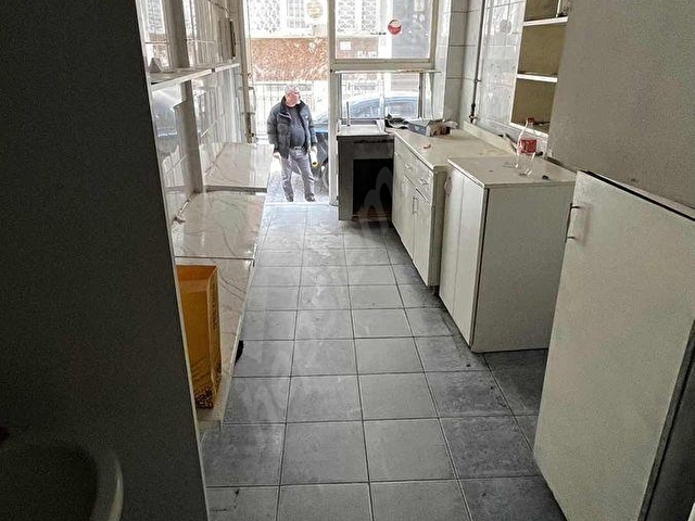 Cerrahpaşa Hastane Yakınında Satılık ,Asma Katlı Dükkan - Görsel 5