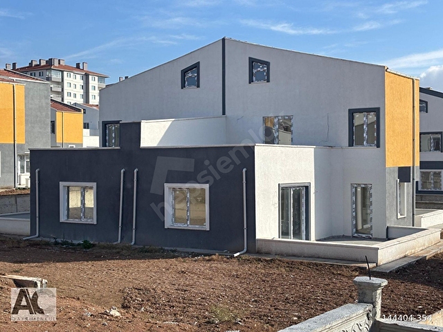 AC GAYRİMENKULDEN FIRSAT FULL YAPILI VİLLA - Görsel 2