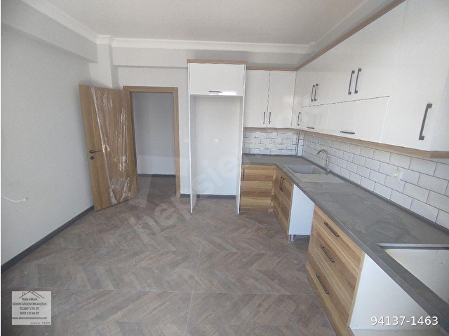 Akhisar Reşatbey Mahallesinde 3+1 Kiralık Daire - Görsel 12