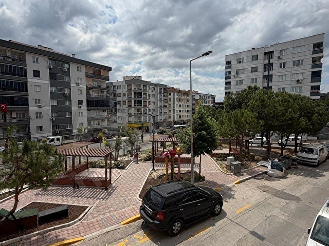 DEMETTEN BOZYAKA KAPALI PAZAR YAKINI ÖNÜ AÇIK ARAKAT SATILIK... - Görsel 8