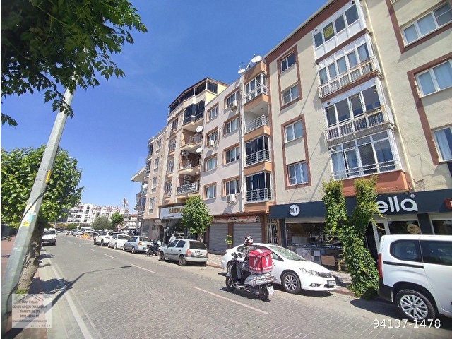 Akhisar İnönü Mahallesinde 3+1 Kiralık Daire - Görsel 22