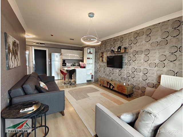 AP Green Towerda Havuzlu Site İçinde Satılık 1+1 Daire 15. Kata - Görsel 2