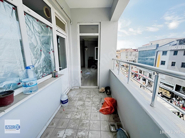 ÖZGÜRCE GYDDEN MH İSTASYON CD ÜZERİNDE FIRSAT 3+1 ARAKAT DAİRE - Görsel 2