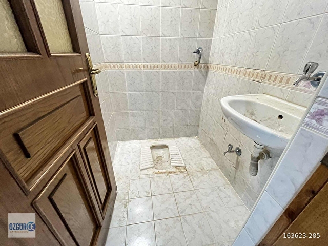ÖZGÜRCE GYDDEN MH İSTASYON CD ÜZERİNDE FIRSAT 3+1 ARAKAT DAİRE - Görsel 16