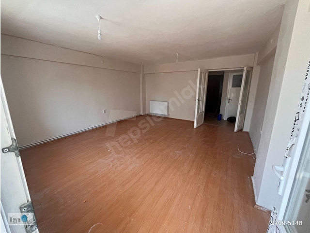 Bahçelievlerde Ali Rıza Avni Bulvarına Yakın 3+1 100 m2 Köşe Doğalgazlı Bakımlı Kiralık Daire - Görsel 4