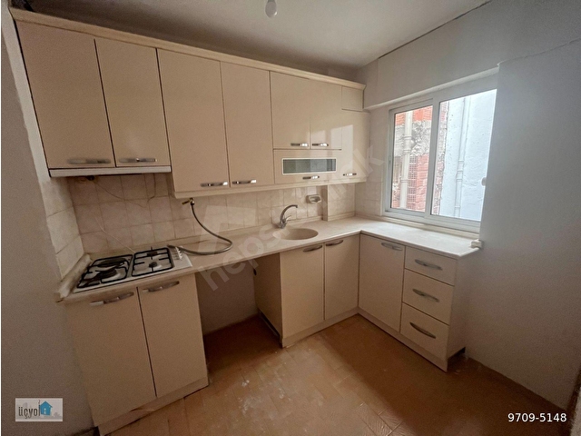 Bahçelievlerde Ali Rıza Avni Bulvarına Yakın 3+1 100 m2 Köşe Doğalgazlı Bakımlı Kiralık Daire - Görsel 28