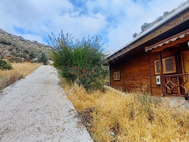 ADRASAN DA DOĞA VE DENİZ MANZARALI MUHTEŞEM ÇİFTLİK EVİ - Görsel 9
