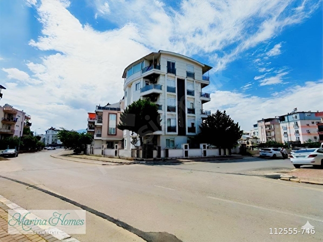 KÜLTÜR DE TİCARİ POTANSİYEL KOMPLE SATILIK BİNA