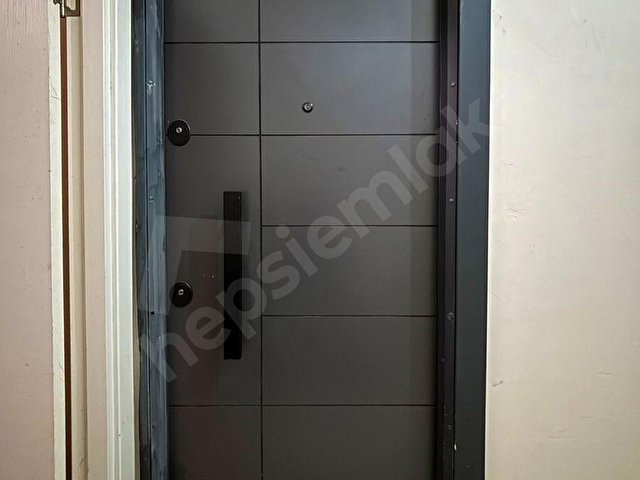 DİRECTTEN ÜSKÜDAR CADDESİNE 1 DK MESAFEDE, DEPOLU, FIRSAT FİYATTA DÜKKAN!! - Görsel 13