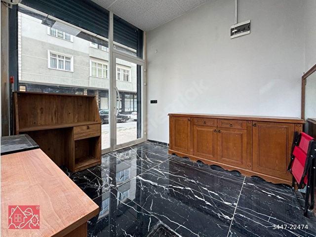 DİRECTTEN ÜSKÜDAR CADDESİNE 1 DK MESAFEDE, DEPOLU, FIRSAT FİYATTA DÜKKAN!! - Görsel 4