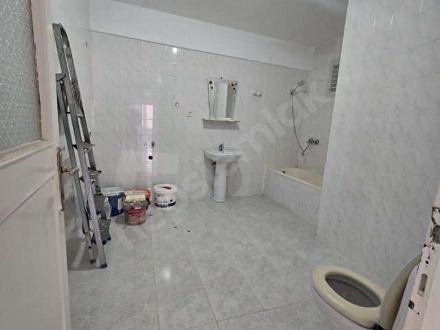 HASTANEYE METROYA YÜRÜME MESAFE ASANSÖRLÜ2+1 KİRALIK 110M2 DAİRE - Görsel 22