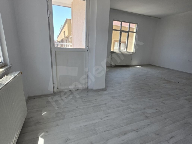 HASTANEYE METROYA YÜRÜME MESAFE ASANSÖRLÜ2+1 KİRALIK 110M2 DAİRE - Görsel 29