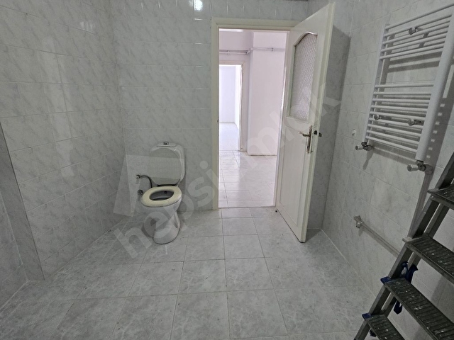 HASTANEYE METROYA YÜRÜME MESAFE ASANSÖRLÜ2+1 KİRALIK 110M2 DAİRE - Görsel 20