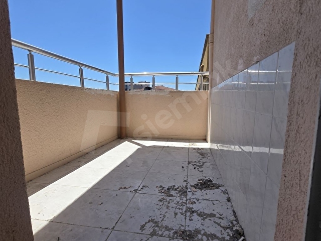 HASTANEYE METROYA YÜRÜME MESAFE ASANSÖRLÜ2+1 KİRALIK 110M2 DAİRE - Görsel 8