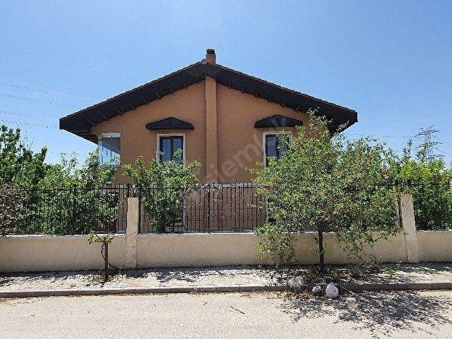 İncek Vadi Evleri�nde Tam Müstakil Köşe Villa 390854338 hepsiemlak