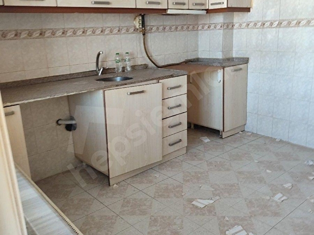 KOMPLE SATILIK BİTİŞİK İKİ BİNA - Görsel 2
