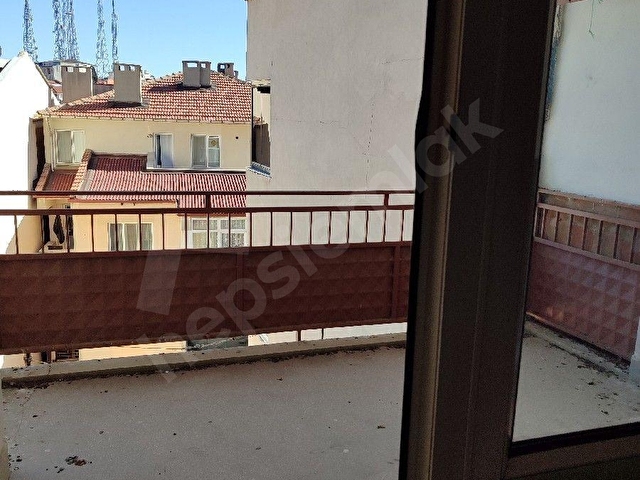 KOMPLE SATILIK BİTİŞİK İKİ BİNA - Görsel 6
