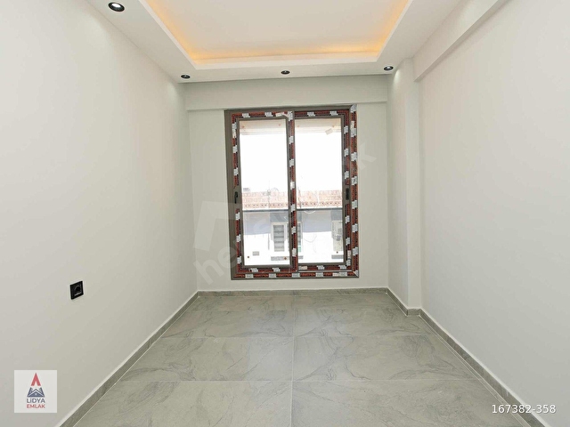 Panoramik Şehir Manzaralı Lüks 5+1 Tripleks Villamız - Görsel 23