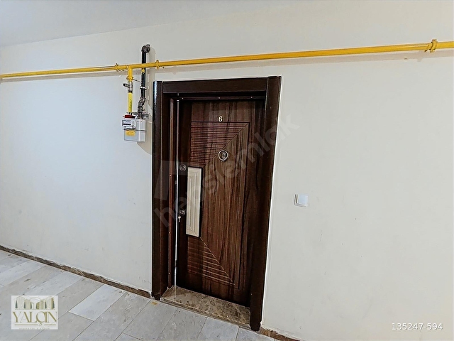 BARIŞ MAHALLESİNDE 2+1 DAİRE -HER TÜRLÜ TAKAS OLUR -