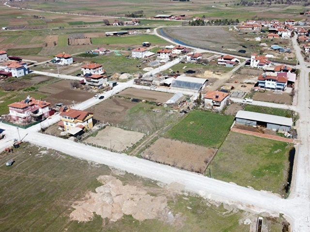 YASSIHÖYÜK MAHALLESİNDE YAN YANA SATILIK İKİ ADET ARSA - Görsel 21