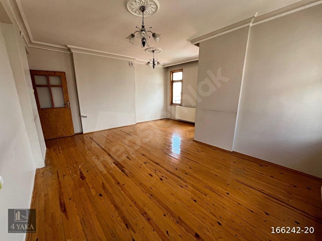 4 YAKA GAYRİMENKULDEN | KARATAY FETİH CADDESİNDE 3+1 KİRALIK DAİRE