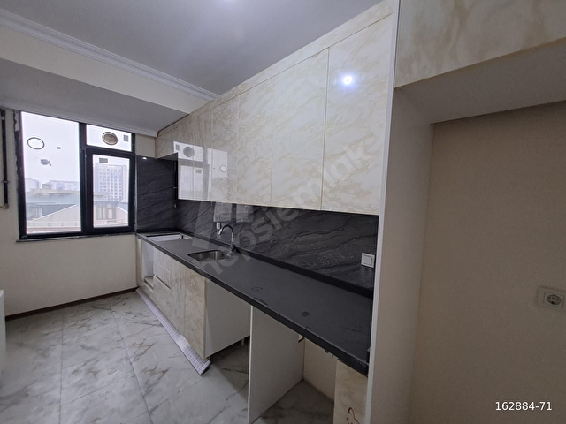 HALKALI MERKEZDE MÜKEMMEL KONUMLU SATILIK 2+1 DAİRE - Görsel 10