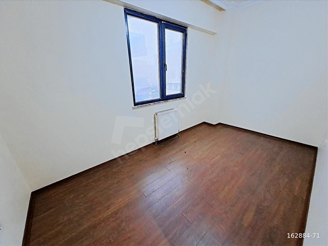 HALKALI MERKEZDE MÜKEMMEL KONUMLU SATILIK 2+1 DAİRE - Görsel 4